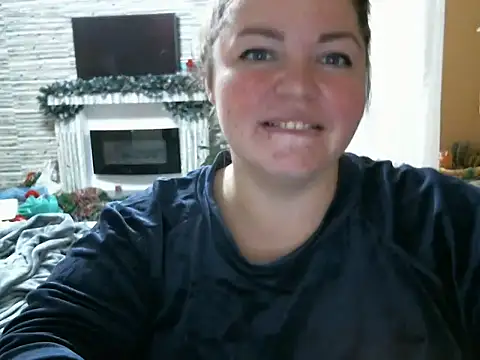 Snapshot of cute__cherry chatting on 12.12.24 cute cherry online show from 12.12.24