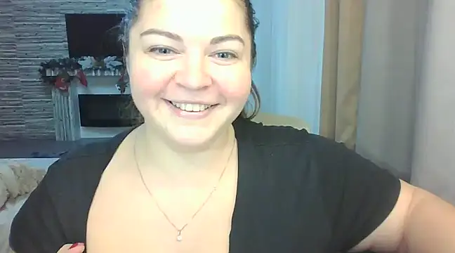 Snapshot of cute__cherry chatting on 01.18.25 cute cherry online show from 01.18.25