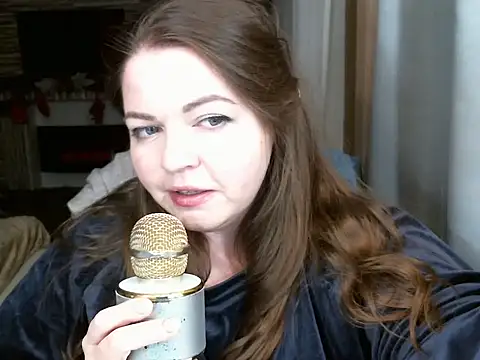 Snapshot of cute__cherry chatting on 02.20.25 cute cherry online show from 02.20.25