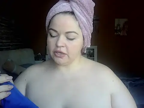 Snapshot of cute__cherry chatting on 02.10.26 cute cherry online show from 02.10.26