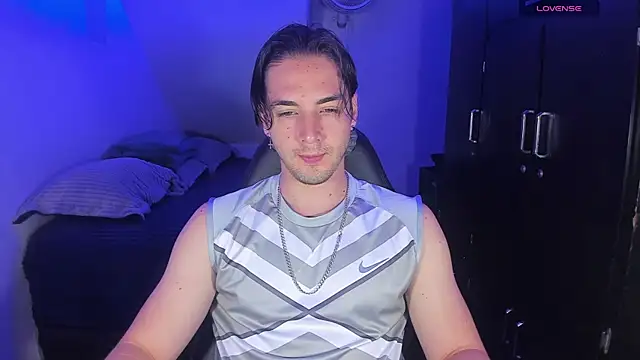 Snapshot of Alex_smith00 chatting on 09.28.25 Alex smith00 online show from 09.28.25