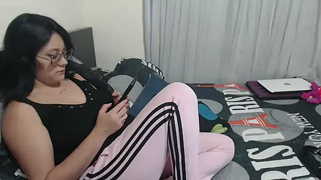 Snapshot of youth_lust69 chatting on 02.04.25 youth lust69 online show from 02.04.25