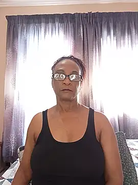 Snapshot of Hotgrannyx chatting on 06.28.26 Hotgrannyx online show from 06.28.26