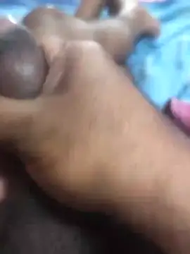 omar23121 online show from 01.05.25