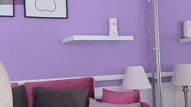 Snapshot of MaddyWattson chatting on 12.09.24 MaddyWattson online show from 12.09.24