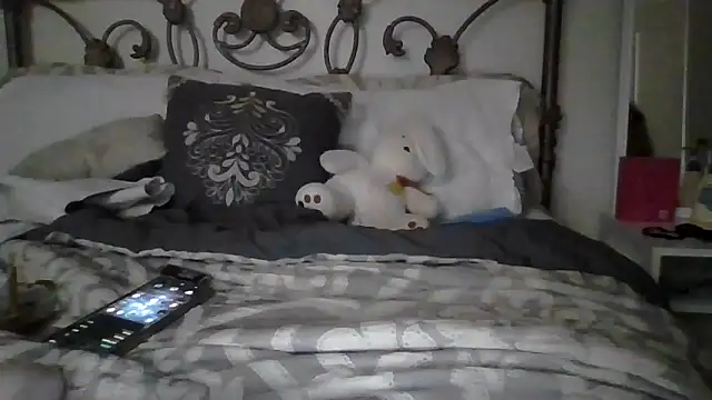 persephone332 online show from 10.12.25