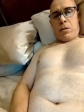 Snapshot of KCLMT chatting on 03.08.26 KCLMT online show from 03.08.26