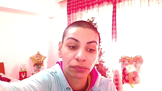 Snapshot of hotSANDRA_STARR chatting on 01.12.26 hotSANDRA STARR online show from 01.12.26