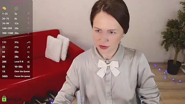 Snapshot of VickyGolden chatting on 03.04.26 VickyGolden online show from 03.04.26