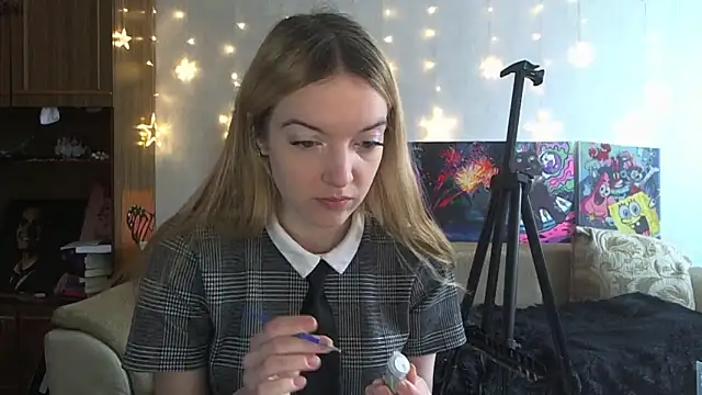 SecretSophia online show from 02.11.25