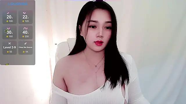 Snapshot of small_Eva chatting on 12.03.24 small Eva online show from 12.03.24