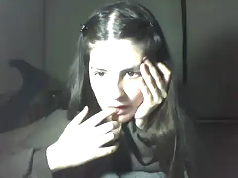 Snapshot of Insomniacl chatting on 01.03.25 Insomniacl online show from 01.03.25