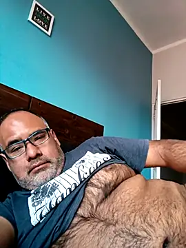 Snapshot of PhillDrake11 chatting on 05.03.26 PhillDrake11 online show from 05.03.26