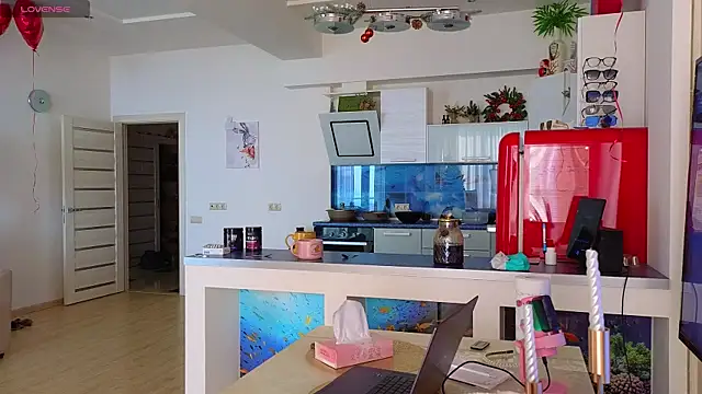 Snapshot of Rabbits_couplee chatting on 03.01.25 Rabbits couplee online show from 03.01.25