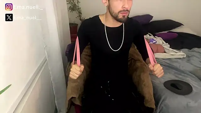 Snapshot of Emanuell__ chatting on 04.28.26 Emanuell online show from 04.28.26