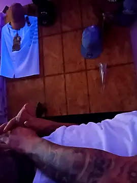 Snapshot of Jewfish420 chatting on 12.05.24 Jewfish420 online show from 12.05.24