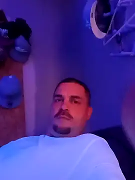 Snapshot of Jewfish420 chatting on 12.06.24 Jewfish420 online show from 12.06.24