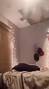 Snapshot of Jewfish420 chatting on 12.27.24 Jewfish420 online show from 12.27.24