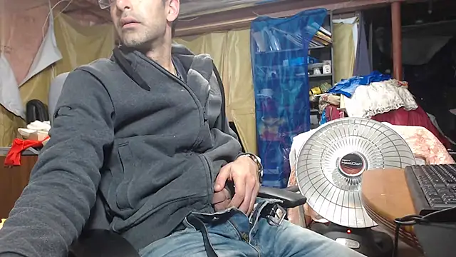 Snapshot of Gsmile1 chatting on 12.09.24 Gsmile1 online show from 12.09.24