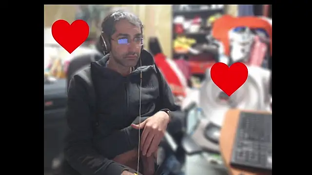 Snapshot of Gsmile1 chatting on 01.27.25 Gsmile1 online show from 01.27.25