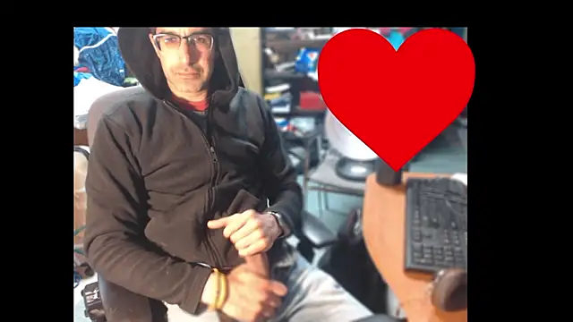 Snapshot of Gsmile1 chatting on 03.15.26 Gsmile1 online show from 03.15.26