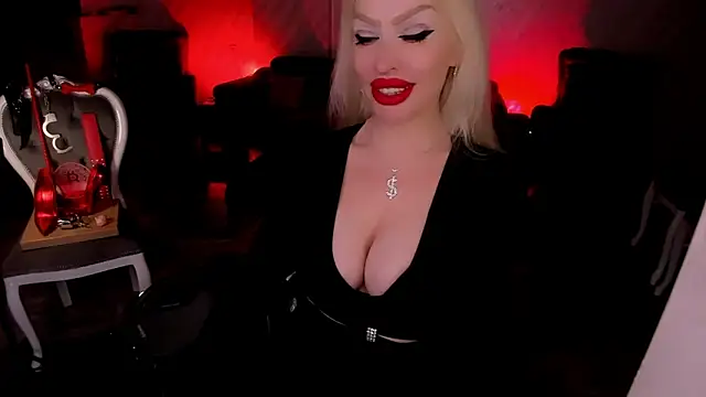 Snapshot of GreedyFinDom chatting on 05.15.26 GreedyFinDom online show from 05.15.26