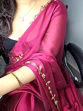 Snapshot of aliyaah_singh chatting on 10.01.25 aliyaah singh online show from 10.01.25