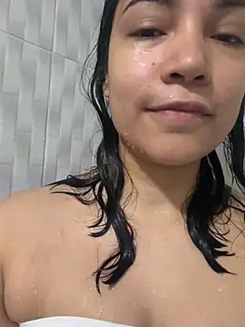 cutie and slutty online show from 04.02.26