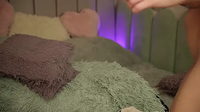 VickySecret96 online show from 02.27.25