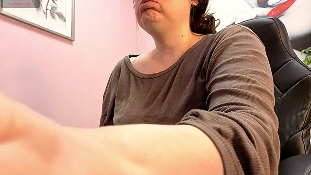 BattyMoll online show from 03.25.26