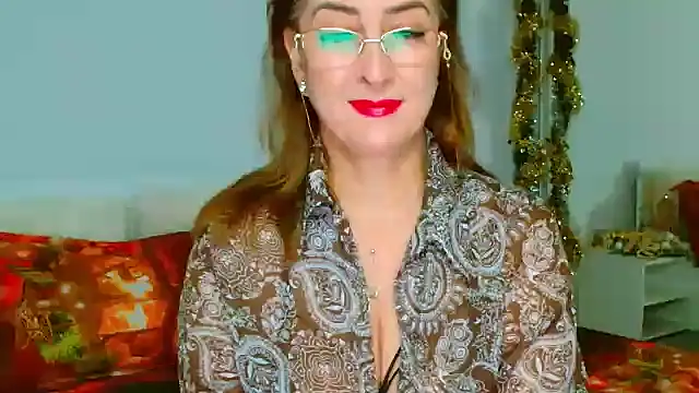 Tyana40 online show from 12.20.25