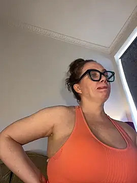 Snapshot of FemDom_RubyKnightXXO chatting on 04.21.26 FemDom RubyKnightXXO online show from 04.21.26