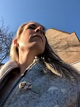 NaomiAndFriends online show from 03.03.26