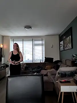 NaomiAndFriends online show from 04.02.26