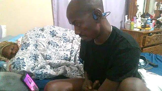 RinsingWood84 online show from 04.29.26