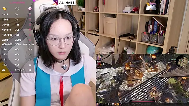 Snapshot of aliiiiiina chatting on 03.07.25 aliiiiiina online show from 03.07.25