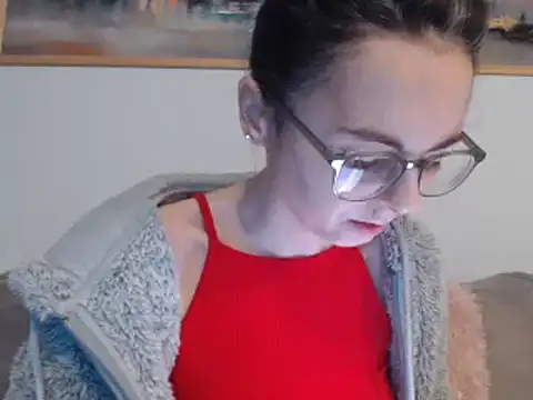 Snapshot of cleophee chatting on 02.22.25 cleophee online show from 02.22.25