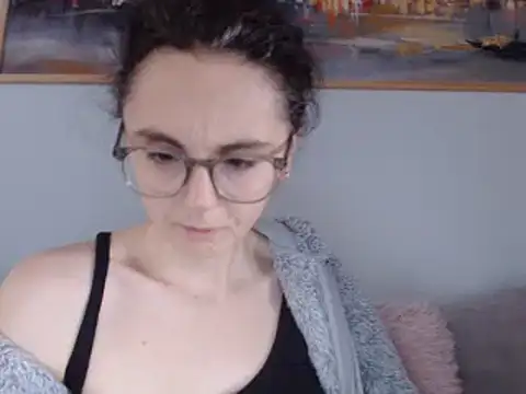 Snapshot of cleophee chatting on 03.05.25 cleophee online show from 03.05.25