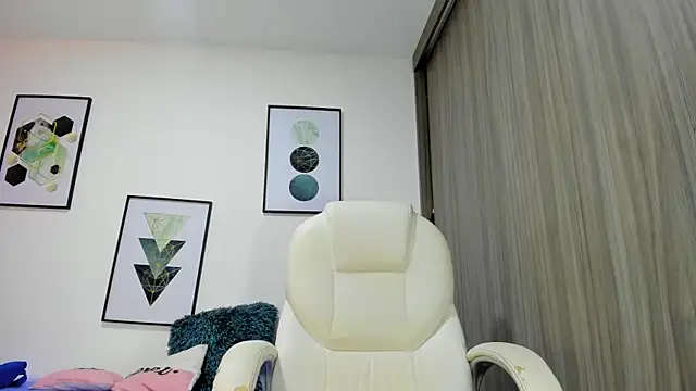 Snapshot of Paty37 chatting on 05.04.26 Paty37 online show from 05.04.26