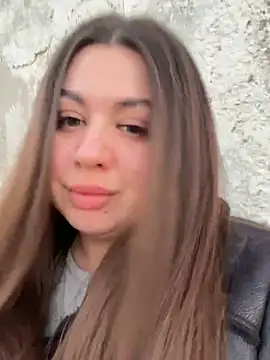 Snapshot of Sara_Slow chatting on 01.14.25 Sara Slow online show from 01.14.25