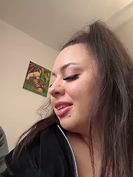 Snapshot of Sara_Slow chatting on 10.02.25 Sara Slow online show from 10.02.25