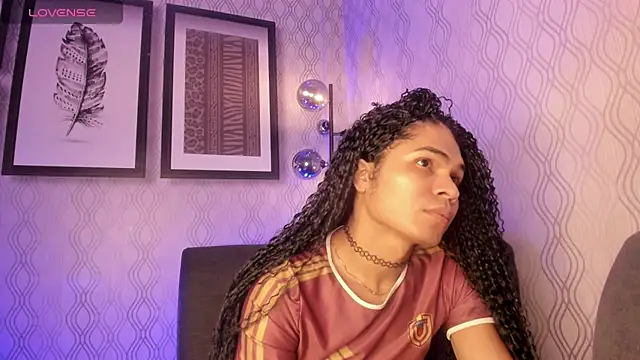 vennus1  online show from 02.02.25