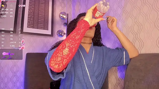 vennus1  online show from 02.09.25