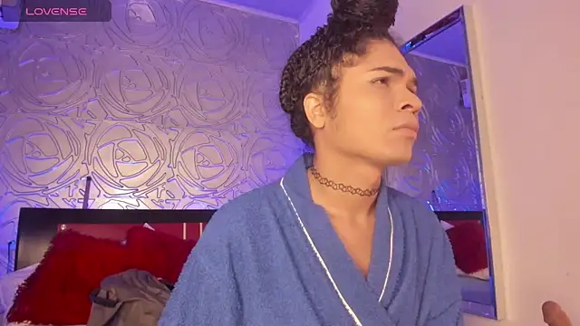 vennus1  online show from 02.19.25