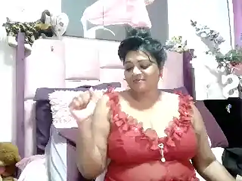 Snapshot of IndianDelia chatting on 05.28.26 IndianDelia online show from 05.28.26