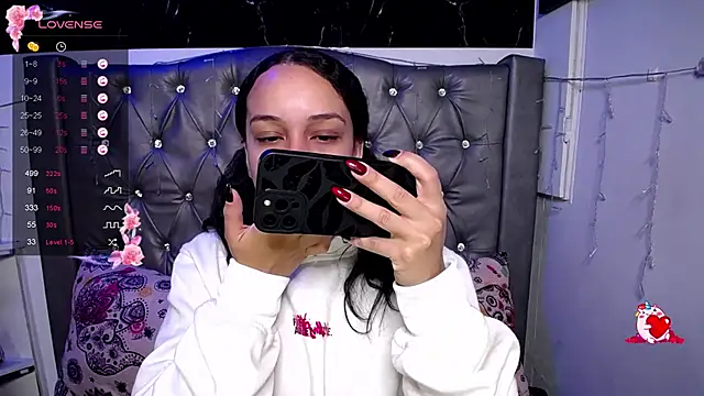 LAILAGUMMY online show from 01.14.25