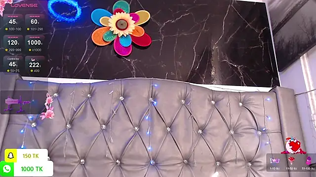 LAILAGUMMY online show from 10.15.25