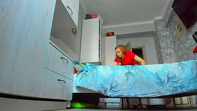 DUSSY PUSSY online show from 11.21.25