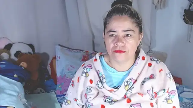 Snapshot of estrellita_fugaz16x chatting on 09.09.25 estrellita fugaz16x online show from 09.09.25