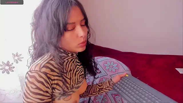 aluna 0310 online show from 02.10.25